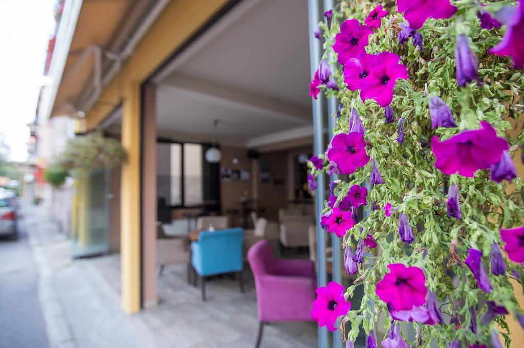 Heartland City B&B Tuzla Ngoại thất bức ảnh