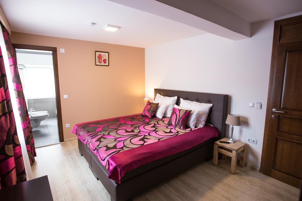 Heartland City B&B Tuzla Ngoại thất bức ảnh