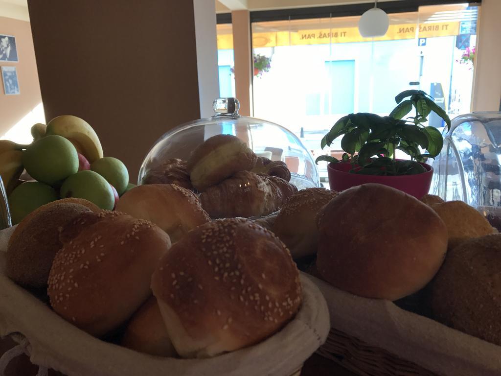 Heartland City B&B Tuzla Ngoại thất bức ảnh