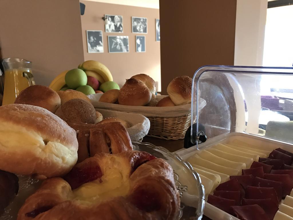 Heartland City B&B Tuzla Ngoại thất bức ảnh