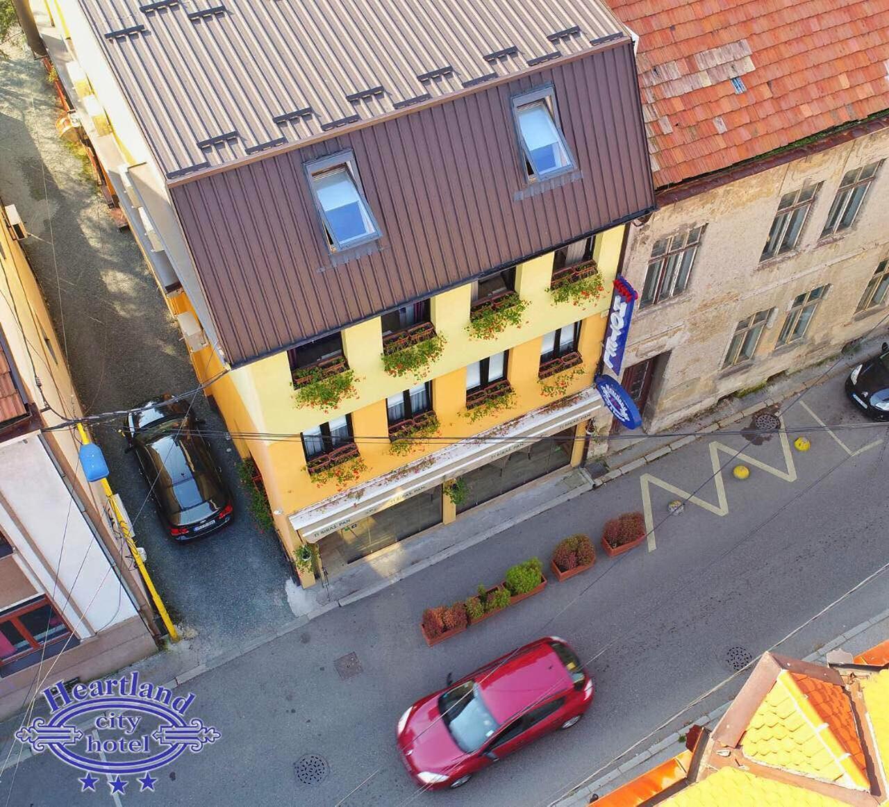 Heartland City B&B Tuzla Ngoại thất bức ảnh